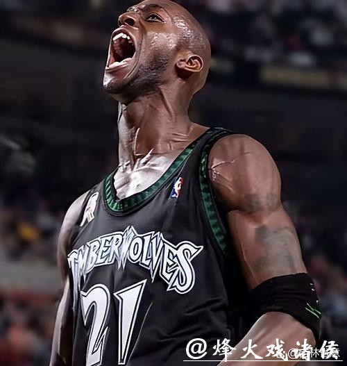 九年等待终于结束,森林狼宣布退役加内特21号球衣